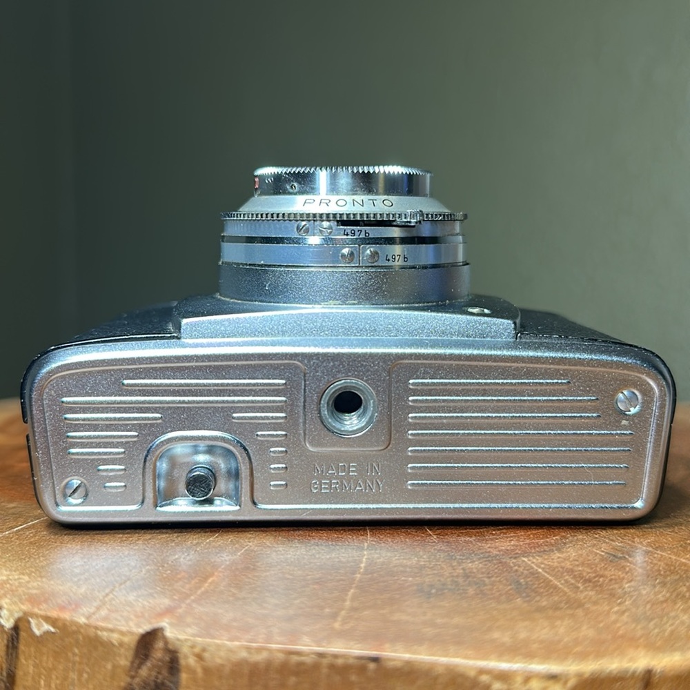 ZEISS IKON Continette 35mm Film Camera - Working! - Picture 11 of 14